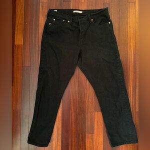 Levi’s wedgie straight black jeans. 32x28.